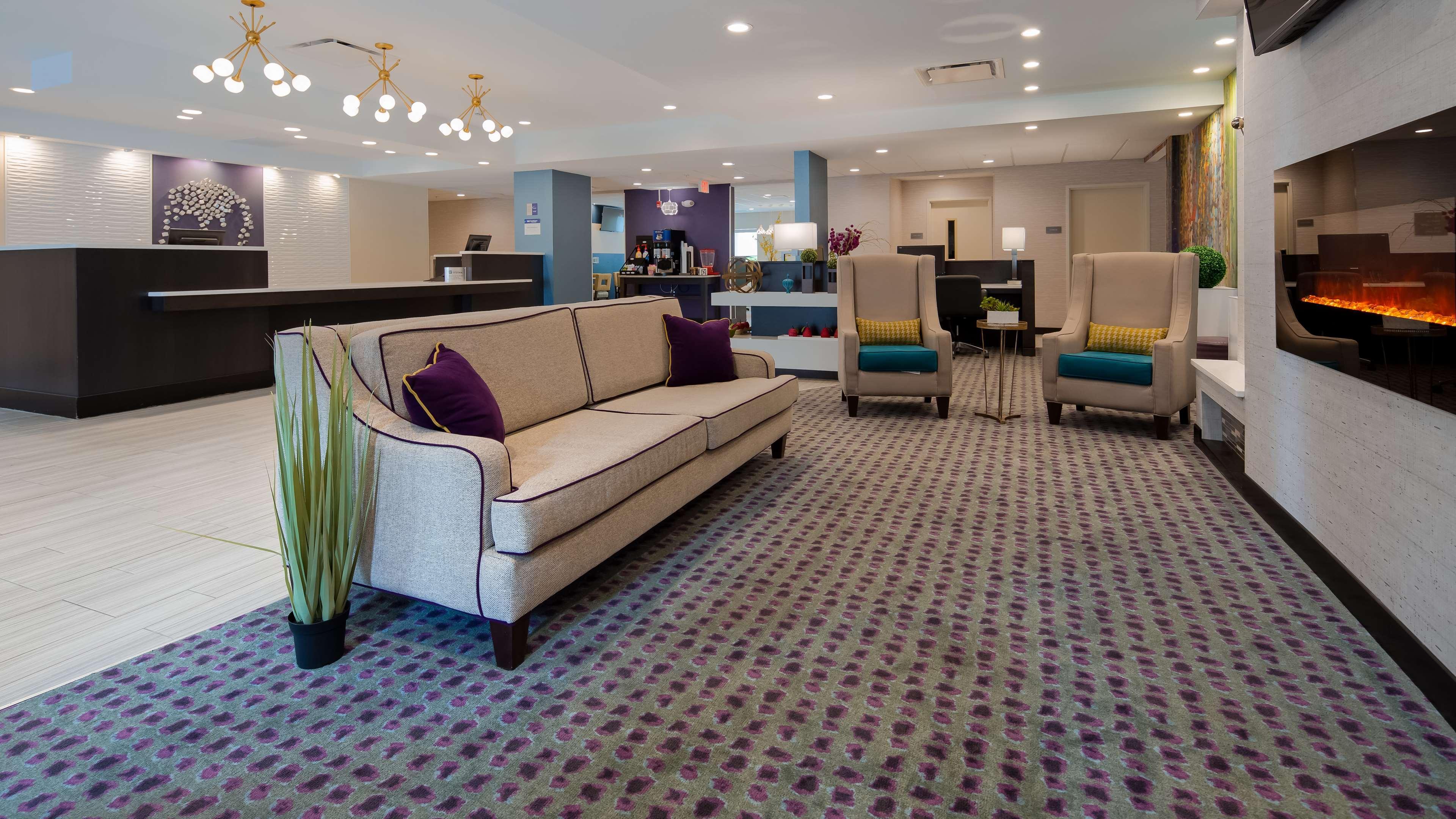 אומהה Best Western Plus Midwest Inn מראה חיצוני תמונה