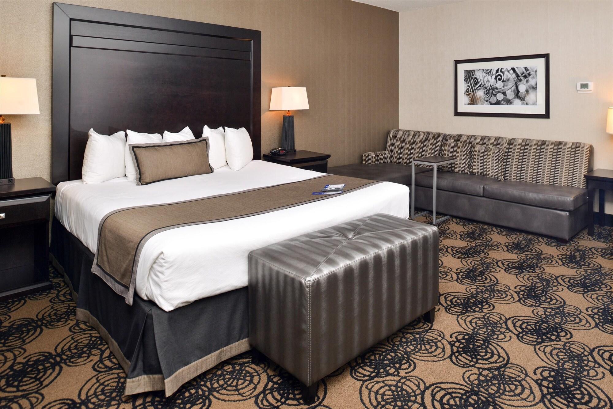 אומהה Best Western Plus Midwest Inn מראה חיצוני תמונה